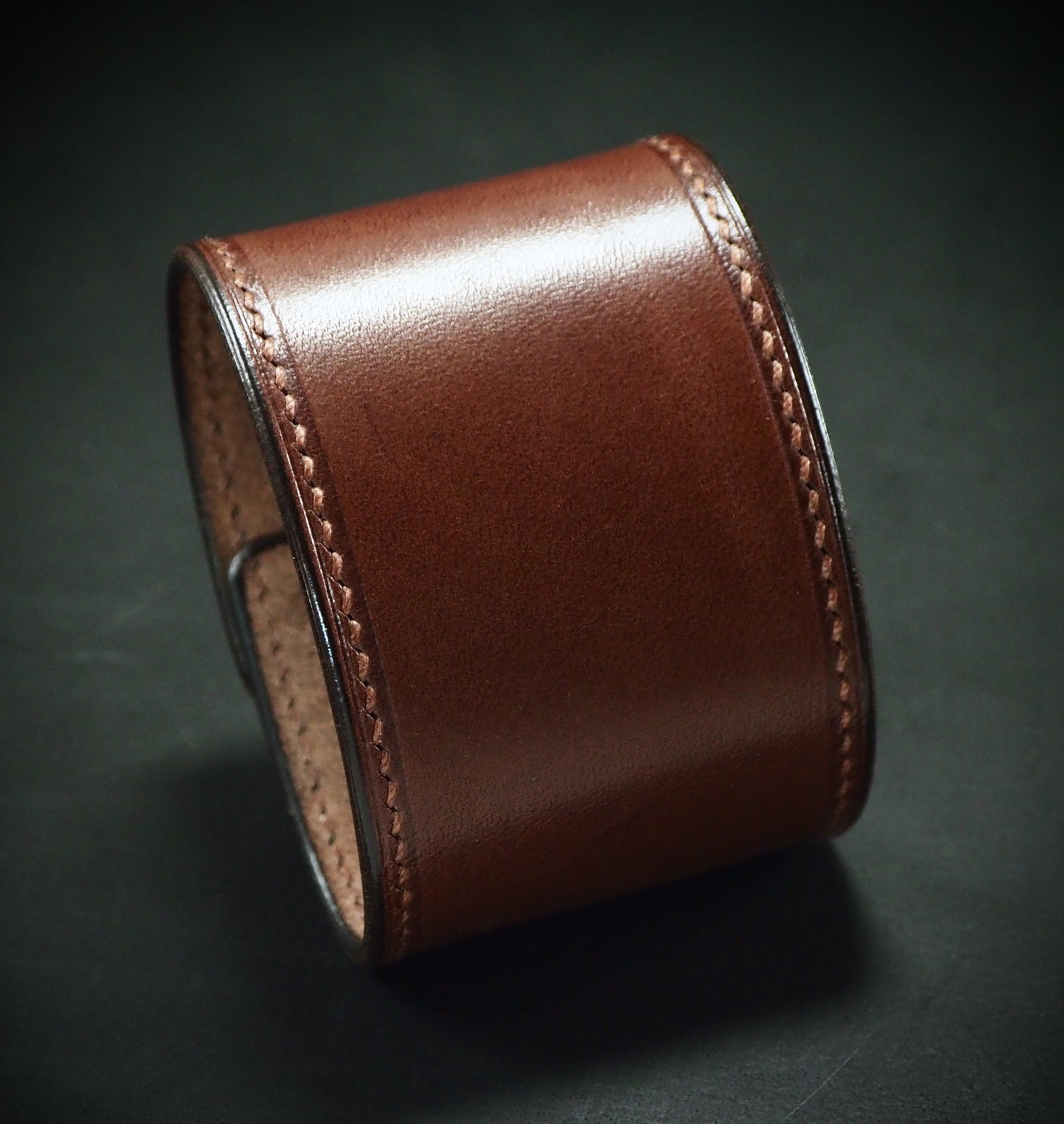 2" brown handstitched snap cuff. Made In NEW YORK, USA Premium Italian Veg-tan leather