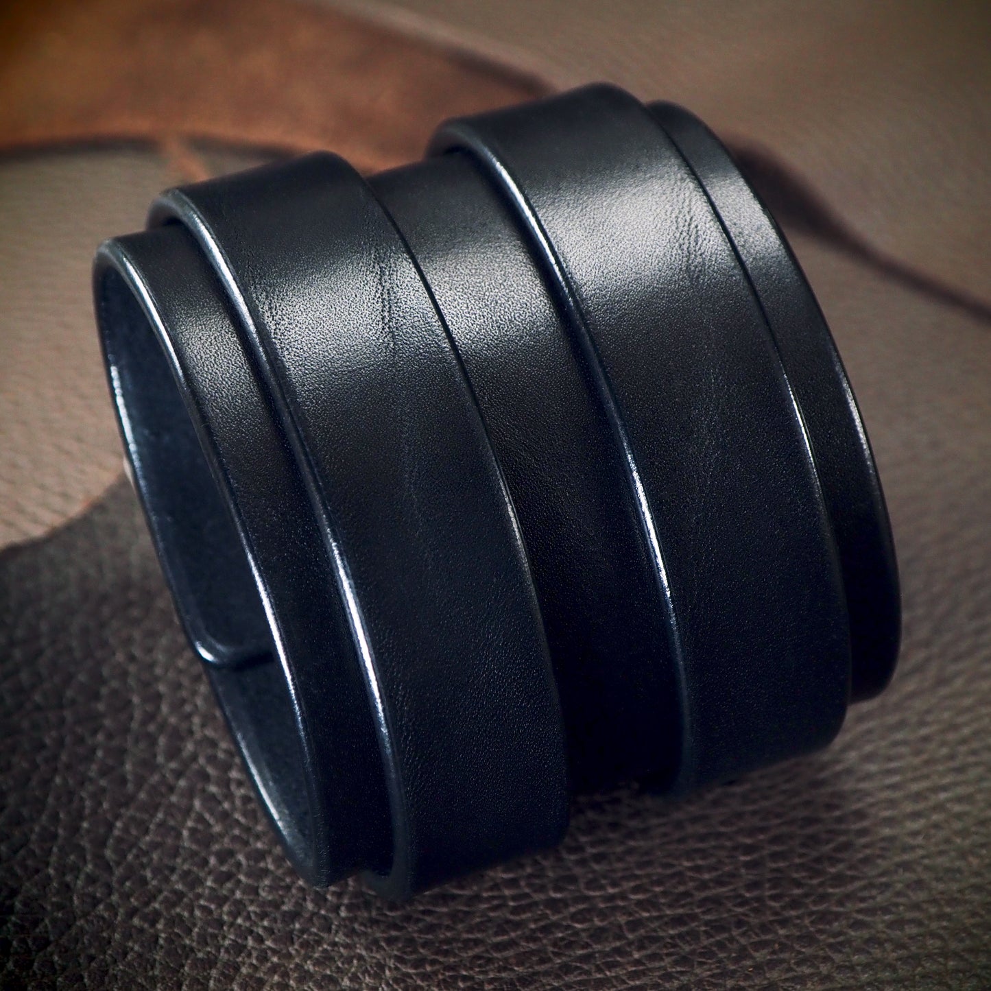 2.5" black double strap Leather cuff polished nickel