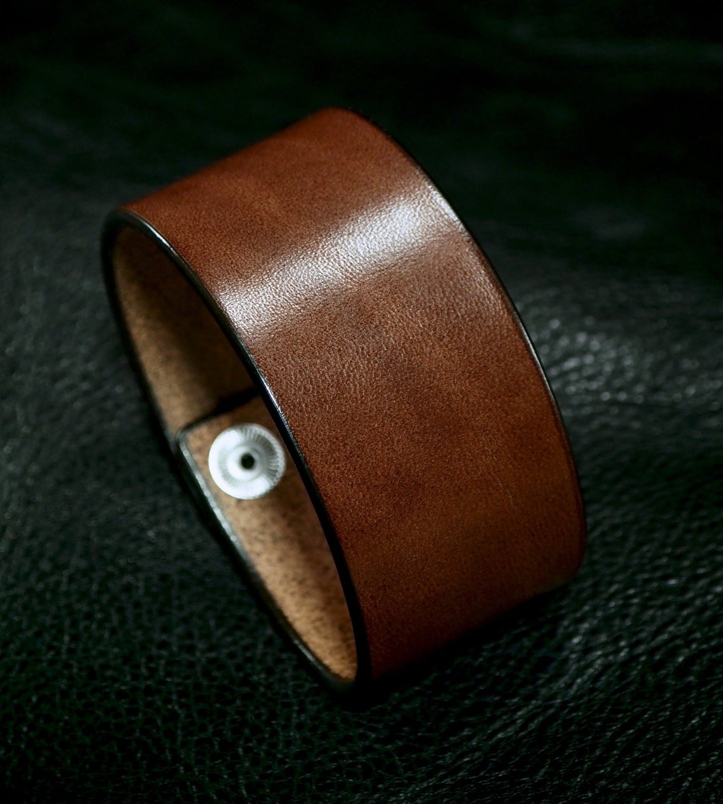 1.5" Basic Brown snap cuff. Made In NEW YORK, USA Premium Italian Veg-tan leather