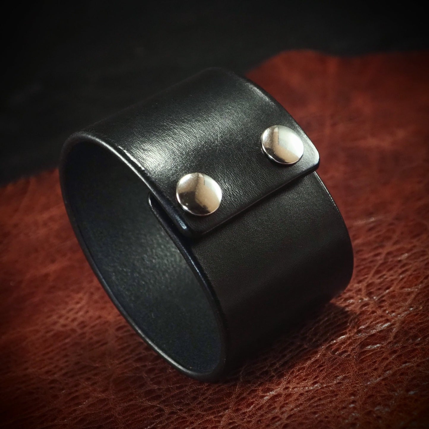 2" Basic Black snap cuff. Made In NEW YORK, USA Premium Italian Veg-tan leather