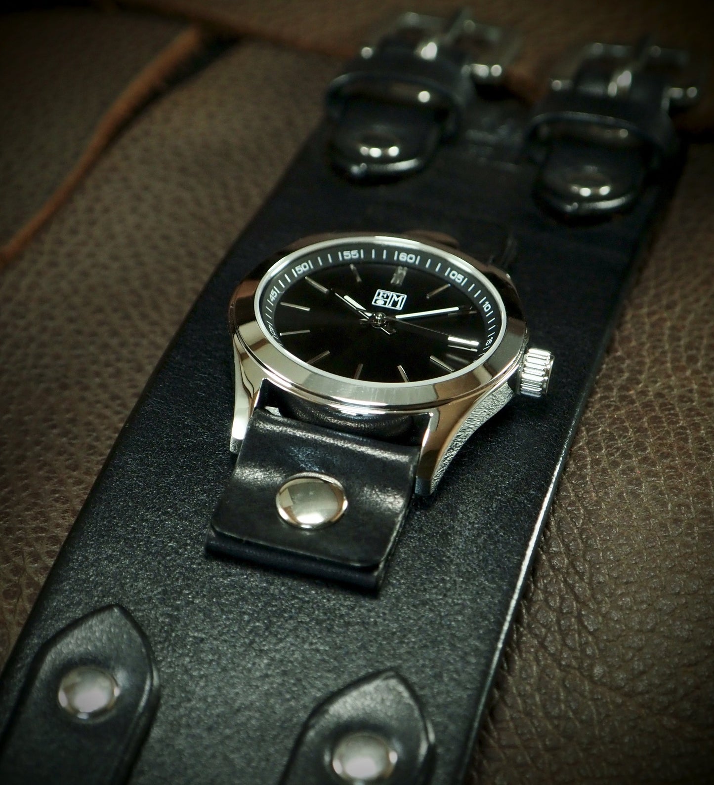 Black Leather cuff watch : Refined Retro Vintage style