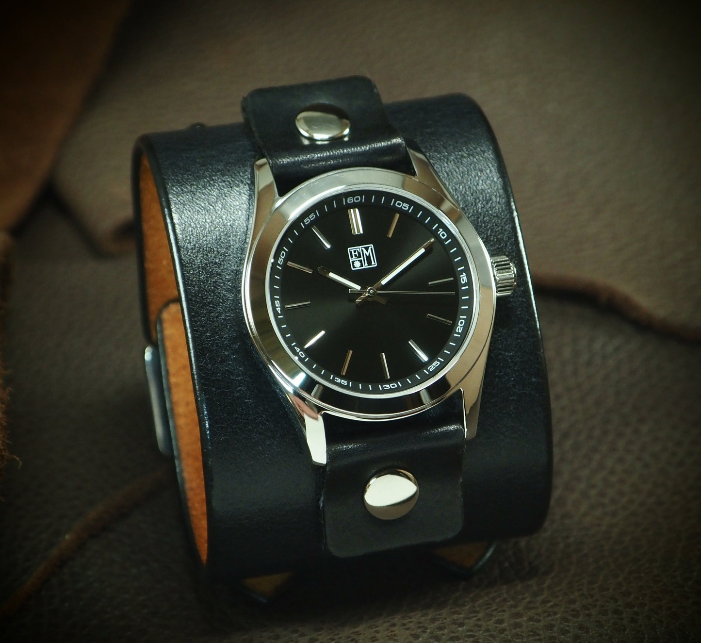 Black Leather cuff watch : Refined Retro Vintage style