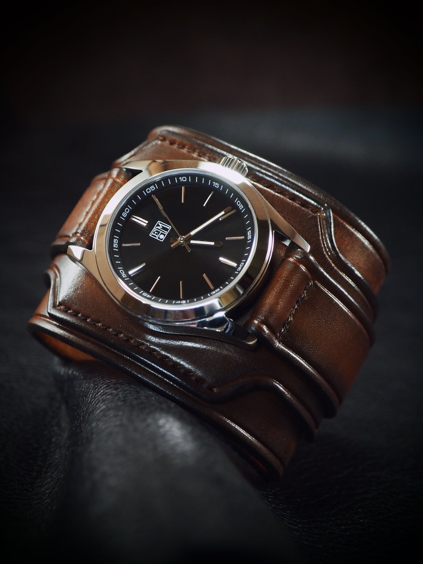 Rich Brown Leather cuff watch : Rich tones layered leather watchband. Hand Made In New York